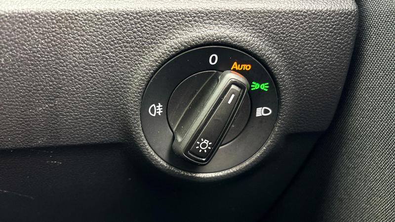 Used Volkswagen T-Roc 2023 for sale - 76908637: Photo 20