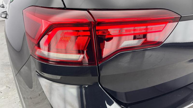 Used Volkswagen T-Roc 2023 for sale - 76908637: Photo 30