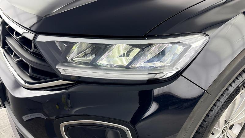 Used Volkswagen T-Roc 2023 for sale - 76908637: Photo 36