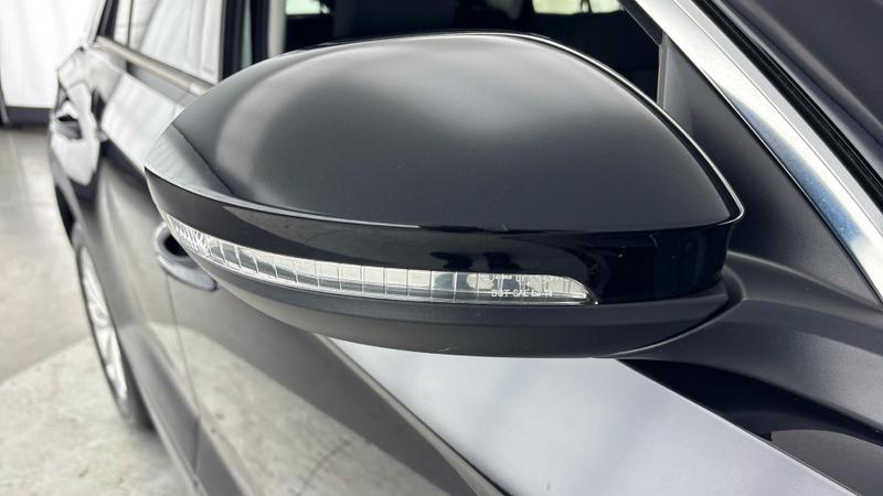 Used Volkswagen T-Roc 2023 for sale - 76908637: Photo 38