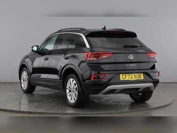 Used Volkswagen T-Roc 2023 for sale - 76908637: Photo