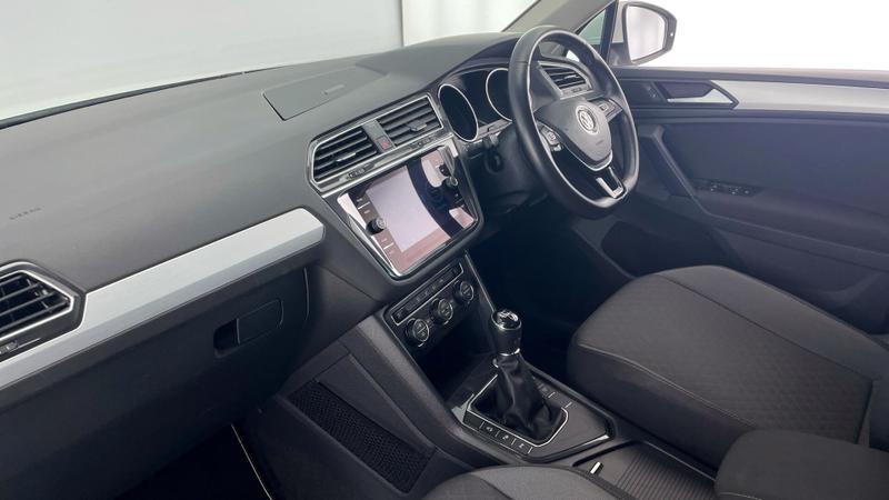 Used Volkswagen Tiguan 2019 for sale - 76415797: Photo 2