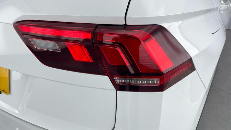 Used Volkswagen Tiguan 2019 for sale - 76415797: Photo 32