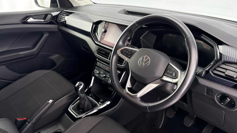 Used Volkswagen T-Cross 2023 for sale - 76940055: Photo 6