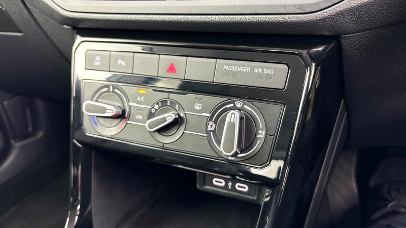 Used Volkswagen T-Cross 2023 for sale - 76940055: Photo 7