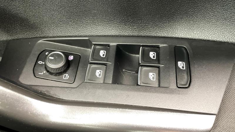 Used Volkswagen Taigo 2023 for sale - 75995321: Photo 19