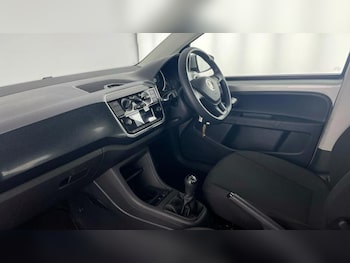 Used Volkswagen up! 2023 for sale - 76244858: Photo