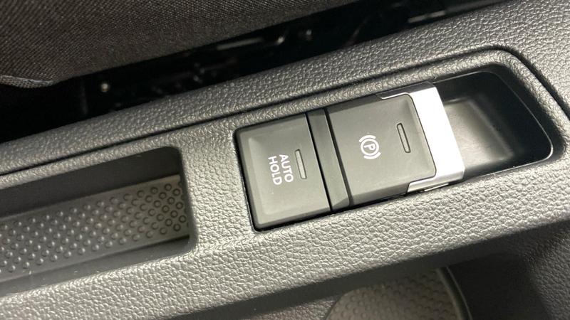 Used Volkswagen T-Roc 2024 for sale - 77138246: Photo 12