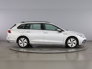 Used Volkswagen Golf 2021 for sale - 78513082: Photo