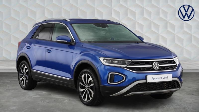 Used Volkswagen T-Roc 2023 for sale - 77161122: Photo 1