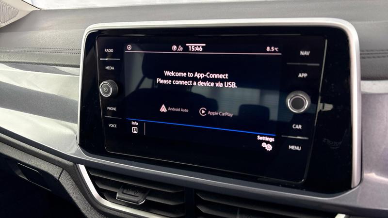 Used Volkswagen T-Roc 2023 for sale - 77161122: Photo 16