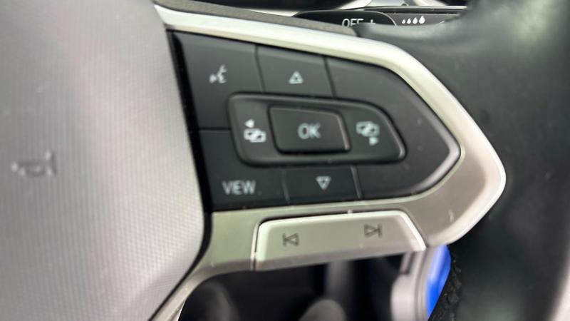 Used Volkswagen T-Roc 2023 for sale - 77161122: Photo 20