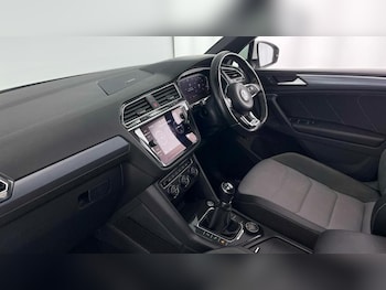 Used Volkswagen Tiguan 2019 for sale - 75792061: Photo