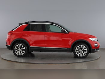 Used Volkswagen T-Roc 2020 for sale - 79137659: Photo