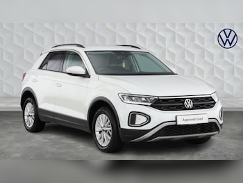 Used Volkswagen T-Roc 2023 for sale - 78656723: Photo