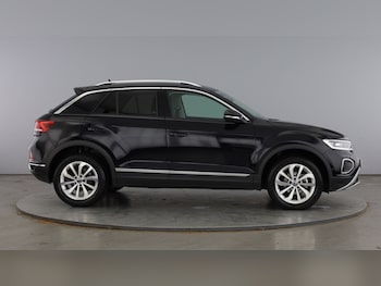 Used Volkswagen T-Roc 2025 for sale - 78565716: Photo