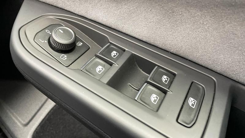 Used Volkswagen Golf 2023 for sale - 76631332: Photo 19