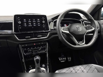 Used Volkswagen T-Roc 2025 for sale - 77636291: Photo