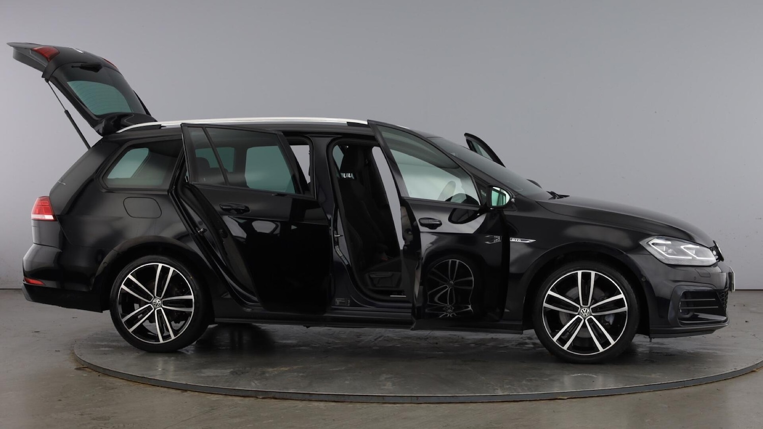 Used Volkswagen Golf 2019 for sale - 77791228: Photo 10