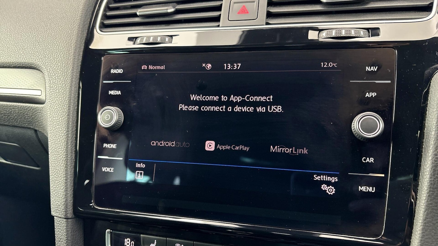 Used Volkswagen Golf 2019 for sale - 77791228: Photo 16