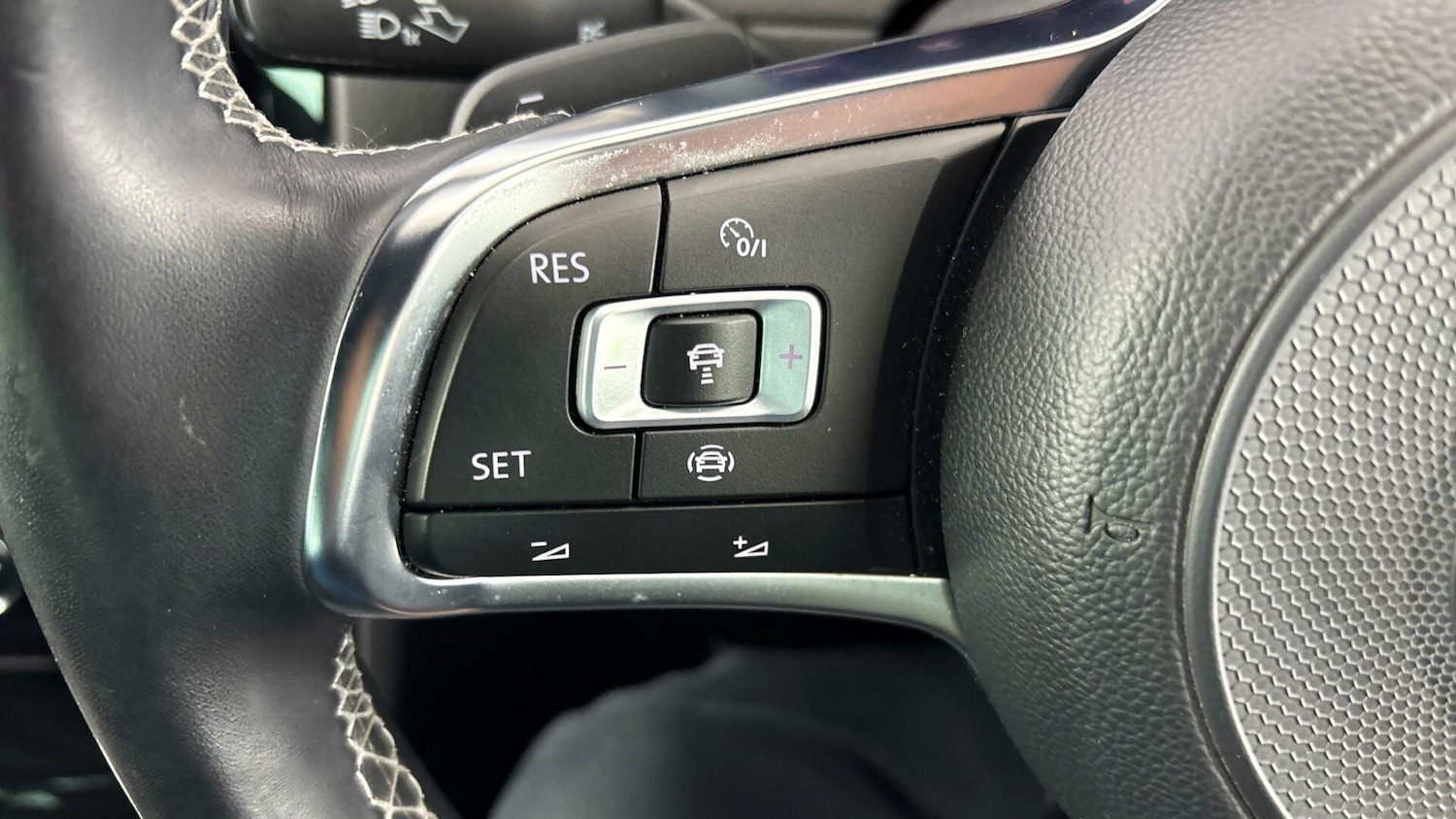 Used Volkswagen Golf 2019 for sale - 77791228: Photo 17