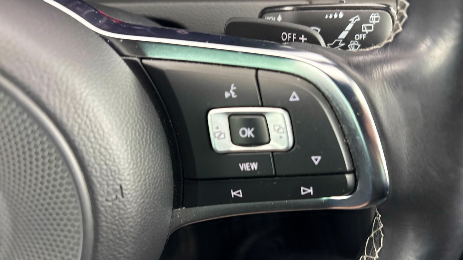 Used Volkswagen Golf 2019 for sale - 77791228: Photo 22