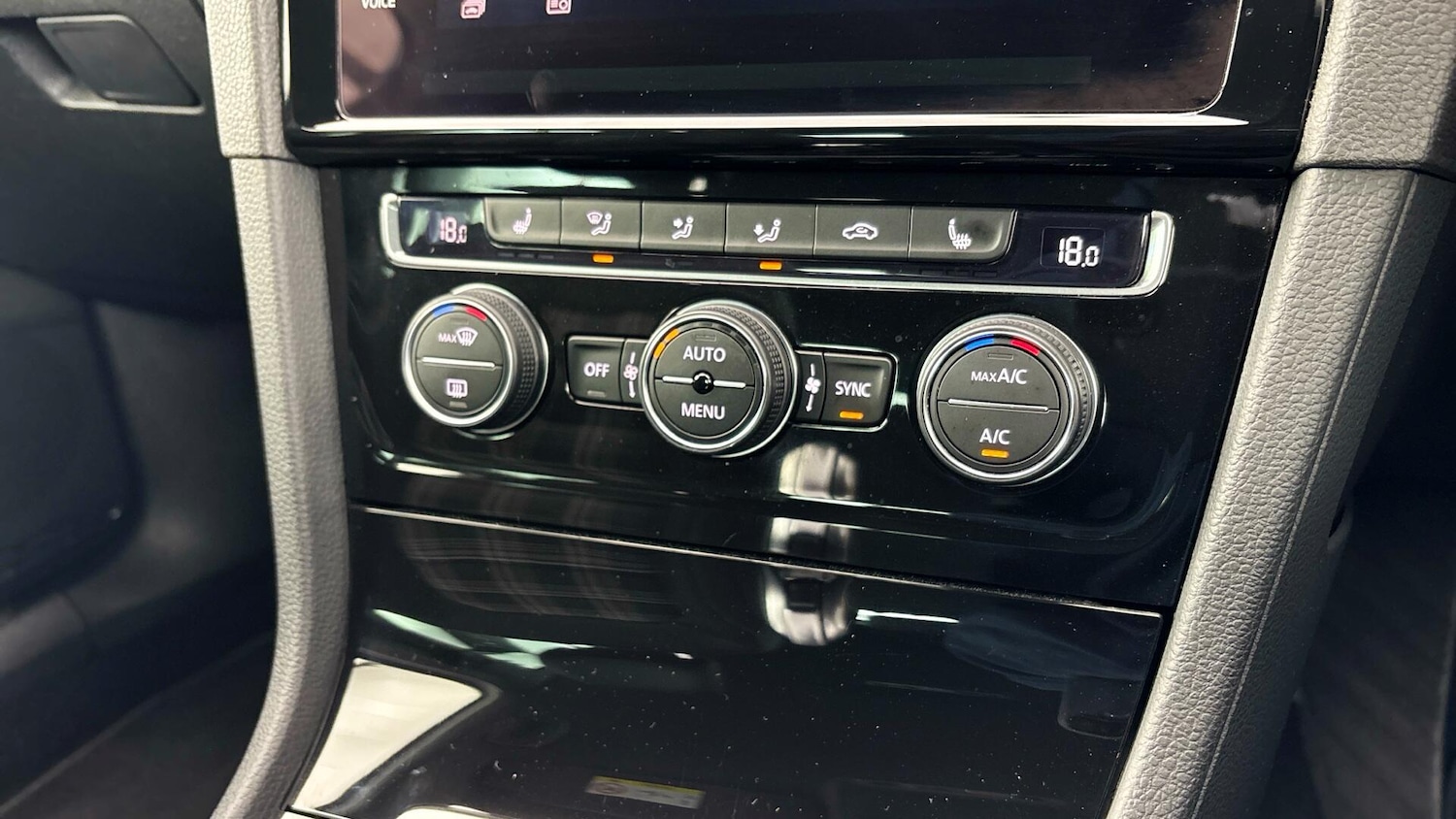 Used Volkswagen Golf 2019 for sale - 77791228: Photo 25