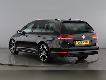 Used Volkswagen Golf 2019 for sale - 77791228: Photo