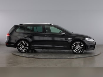 Used Volkswagen Golf 2019 for sale - 77791228: Photo