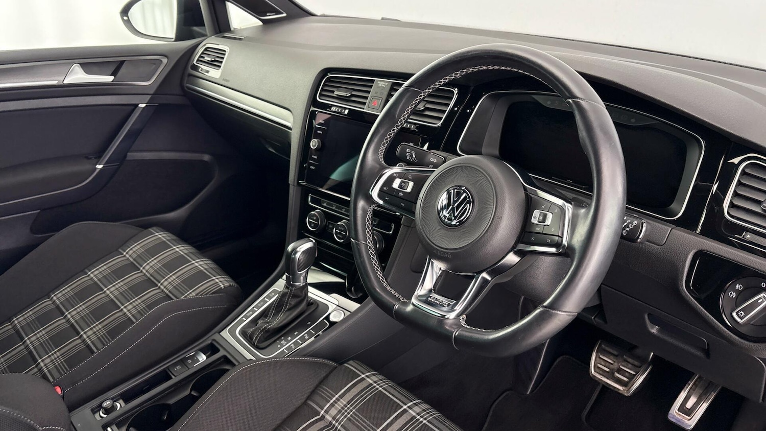 Used Volkswagen Golf 2019 for sale - 77791228: Photo 6