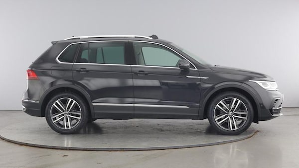 Used Volkswagen Tiguan 2023 for sale - 75504786: Photo 4