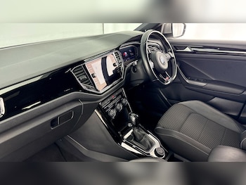 Used Volkswagen T-Roc 2019 for sale - 78917831: Photo