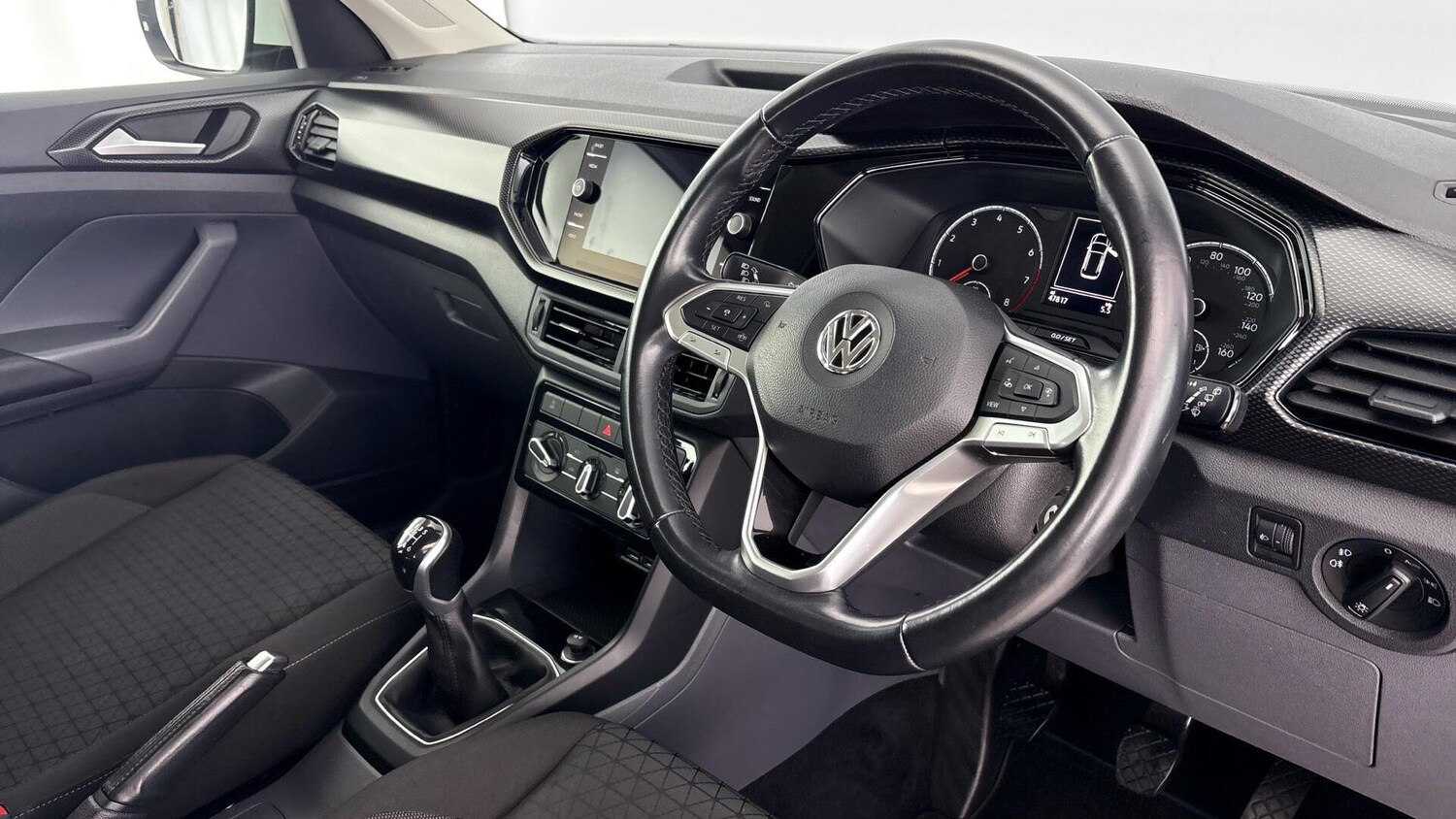 Used Volkswagen T-Cross 2020 for sale - 77731158: Photo 6
