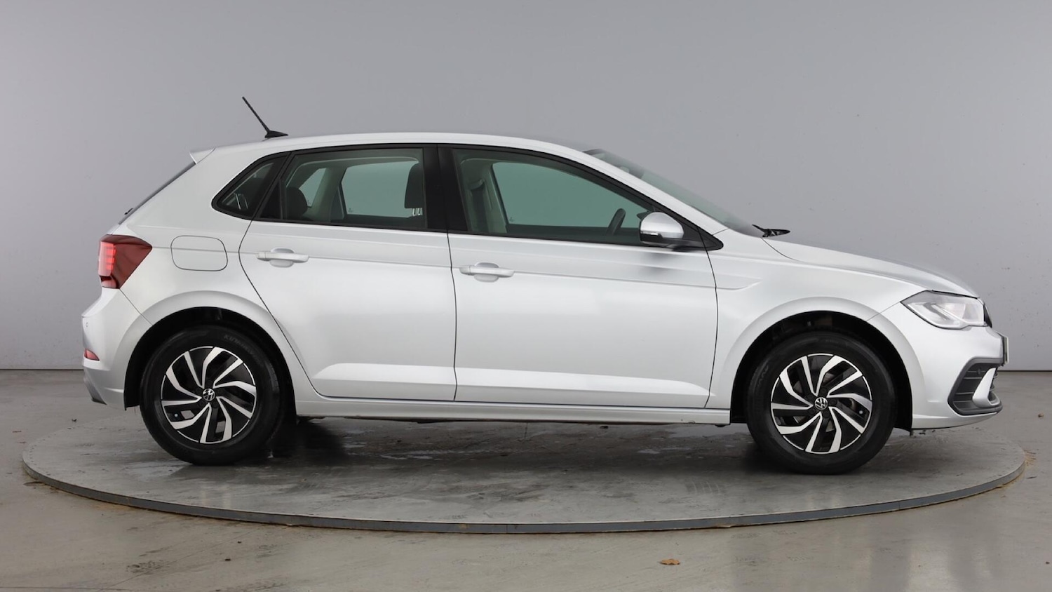 Used Volkswagen Polo 2024 for sale - 77504933: Photo 4