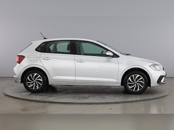 Used Volkswagen Polo 2024 for sale - 77504933: Photo