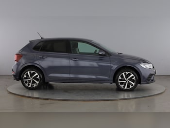 Used Volkswagen Polo 2024 for sale - 79074008: Photo