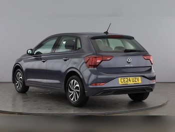 Used Volkswagen Polo 2024 for sale - 78055363: Photo