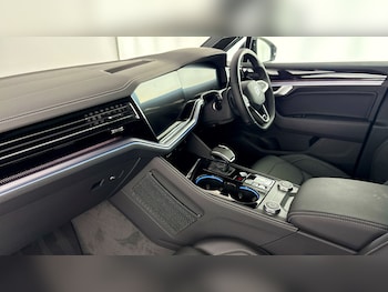 Used Volkswagen Touareg 2026 for sale - 79459760: Photo