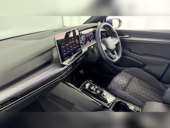 Used Volkswagen Golf 2025 for sale - 78804516: Photo