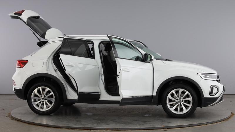 Used Volkswagen T-Roc 2023 for sale - 76146602: Photo 10