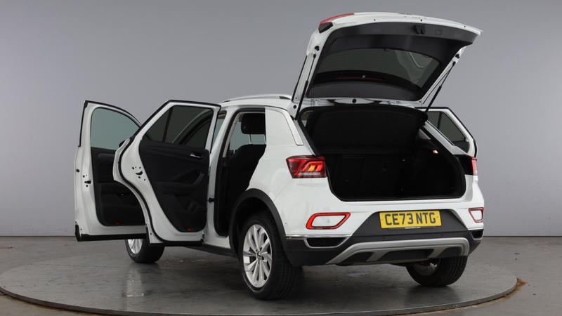 Used Volkswagen T-Roc 2023 for sale - 76146602: Photo 11