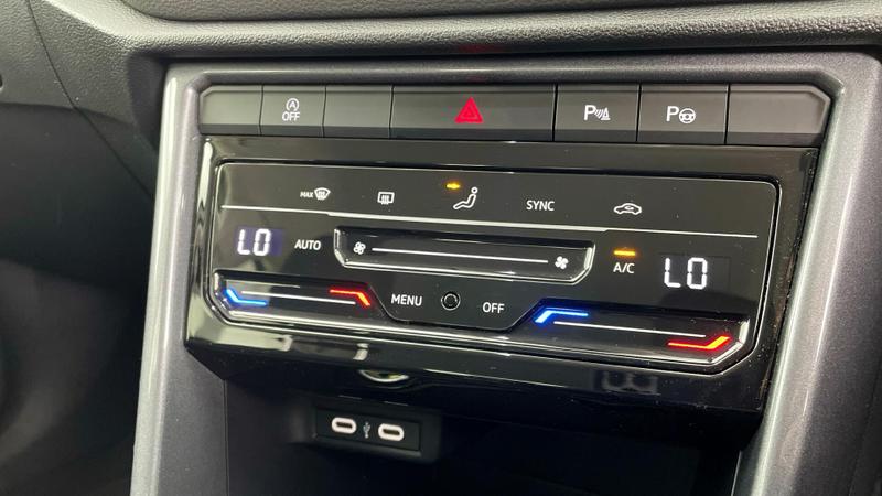 Used Volkswagen T-Roc 2023 for sale - 76146602: Photo 7