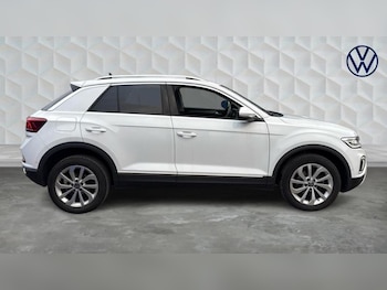 Used Volkswagen T-Roc 2022 for sale - 75995368: Photo