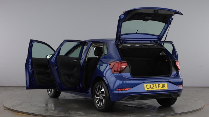 Used Volkswagen Polo 2024 for sale - 77161119: Photo 11
