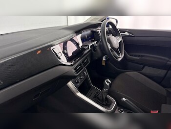 Used Volkswagen Polo 2024 for sale - 77161119: Photo