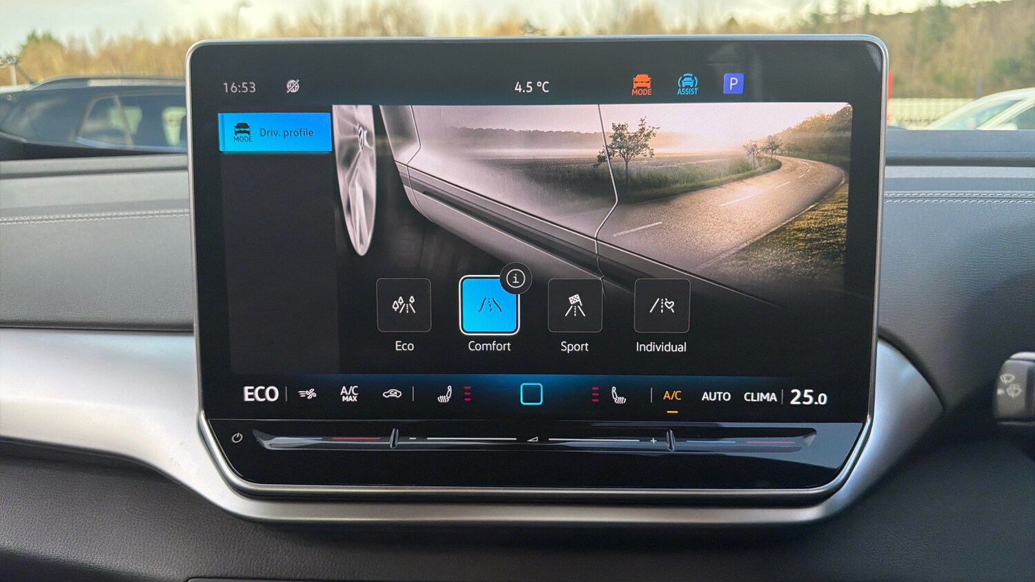 Used Volkswagen ID.4 2025 for sale - 77602868: Photo 8