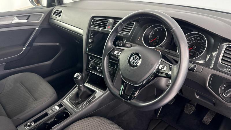 Used Volkswagen Golf 2020 for sale - 77286243: Photo 6