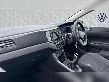 Used Volkswagen Polo 2024 for sale - 75453824: Photo