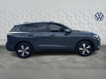 Used Volkswagen Tiguan 2025 for sale - 77603005: Photo