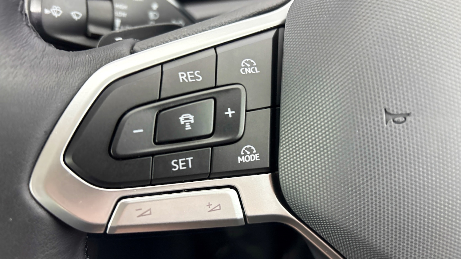 Used Volkswagen Tiguan 2025 for sale - 77746016: Photo 13